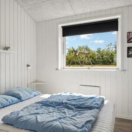 4 Bedroom Gorgeous In Feriehus Løkken