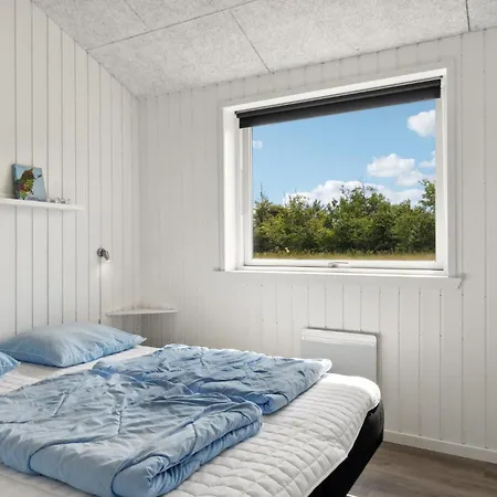 4 Bedroom Gorgeous In Feriehus
